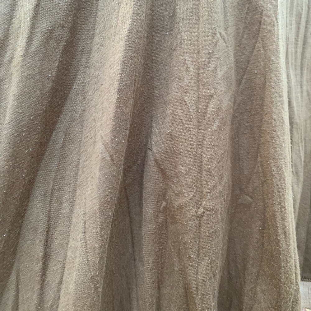 Artsy Handkerchief Hem Top - Picture 11 of 16